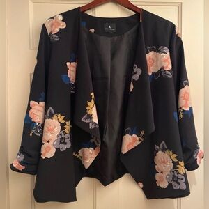 Jules and Leopold women’s Large Black Jacket  with Peach, Blue & Grey Flowers